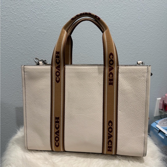 Coach Cream and Tan Tote Bag - Picture 3 of 4